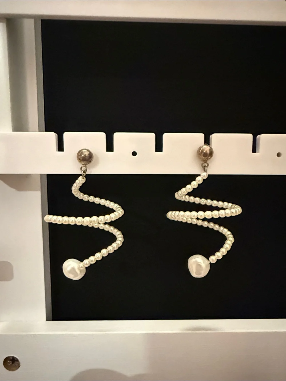 Spiral Pearl Drop Earrings - Ivory Bead Spiral
